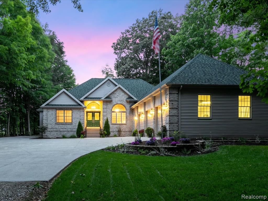 Property Photo: 3421 Vincent Road MI 48049 4442