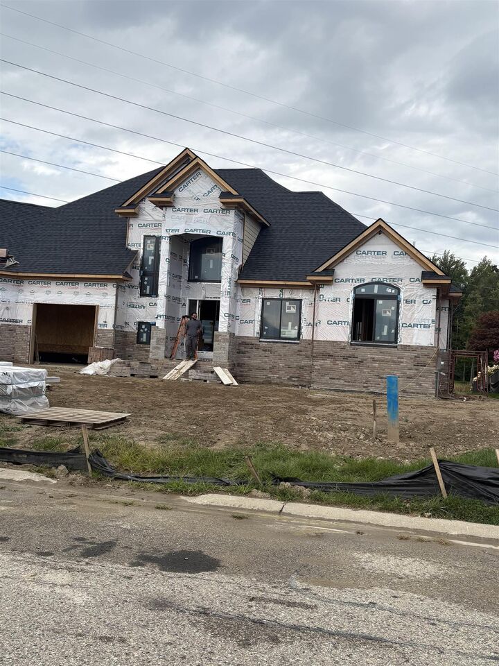 10505 Excalibur Drive  Shelby Twp MI 48315 photo