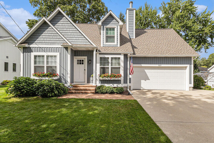 Property Photo:  527 River Street  MI 49456 