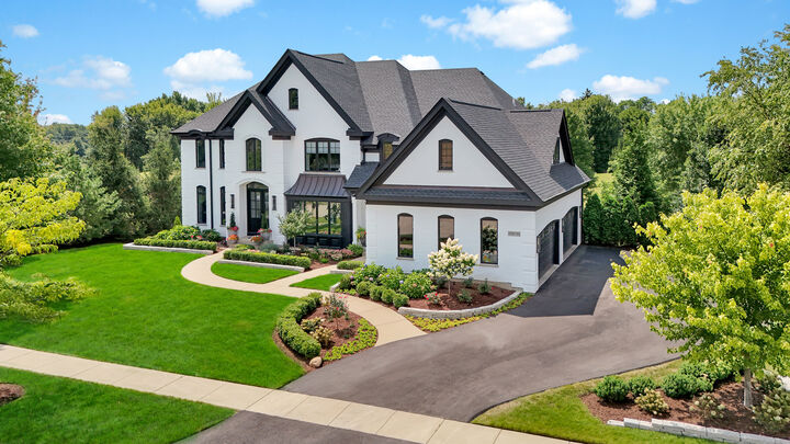 Property Photo: 39W795 Goldenrod Drive IL 60175