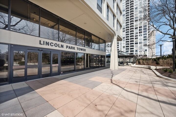 Property Photo: 1960 N Lincoln Park West 1502 IL 60614