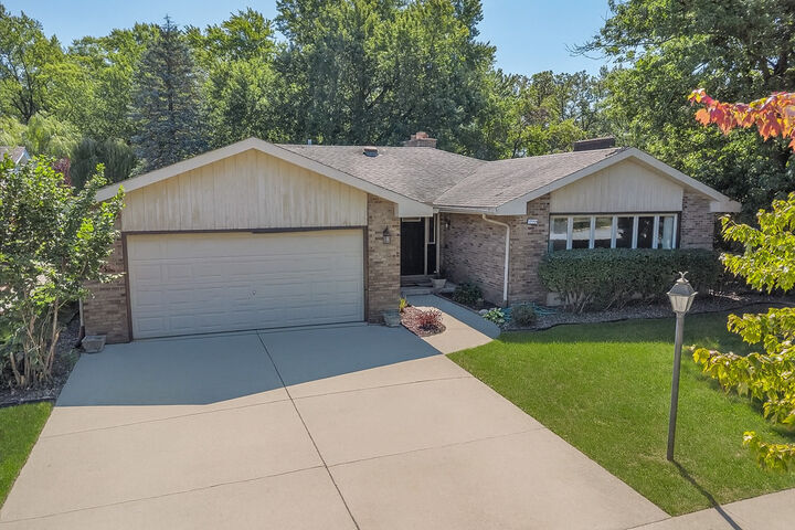 Property Photo: 17339 Kimbark Avenue IL 60473