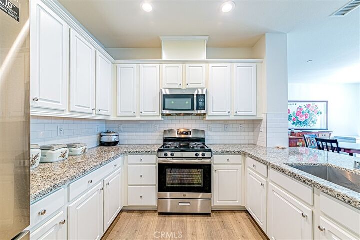 Property Photo:  2333 S Via Esplanade 29  CA 91762 