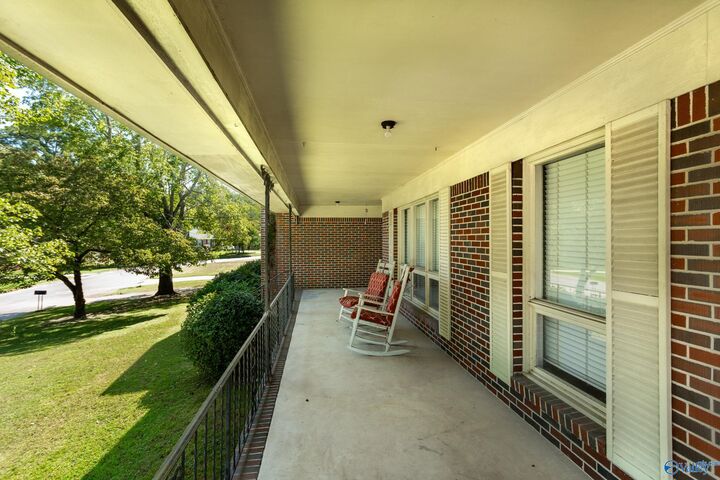 Property Photo:  115 Ivanhoe Lane  AL 35906 