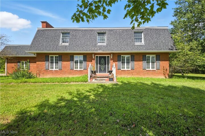 Property Photo:  10364 Leffingwell Road  OH 44406 