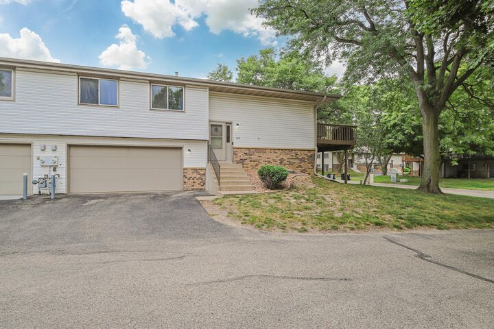 Property Photo:  629 E 143rd Street  MN 55337 
