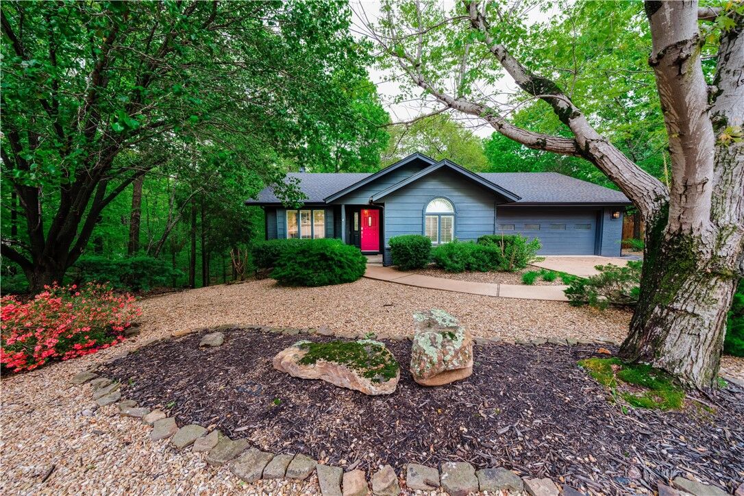 Property Photo: 4 Yarmouth Drive AR 72715