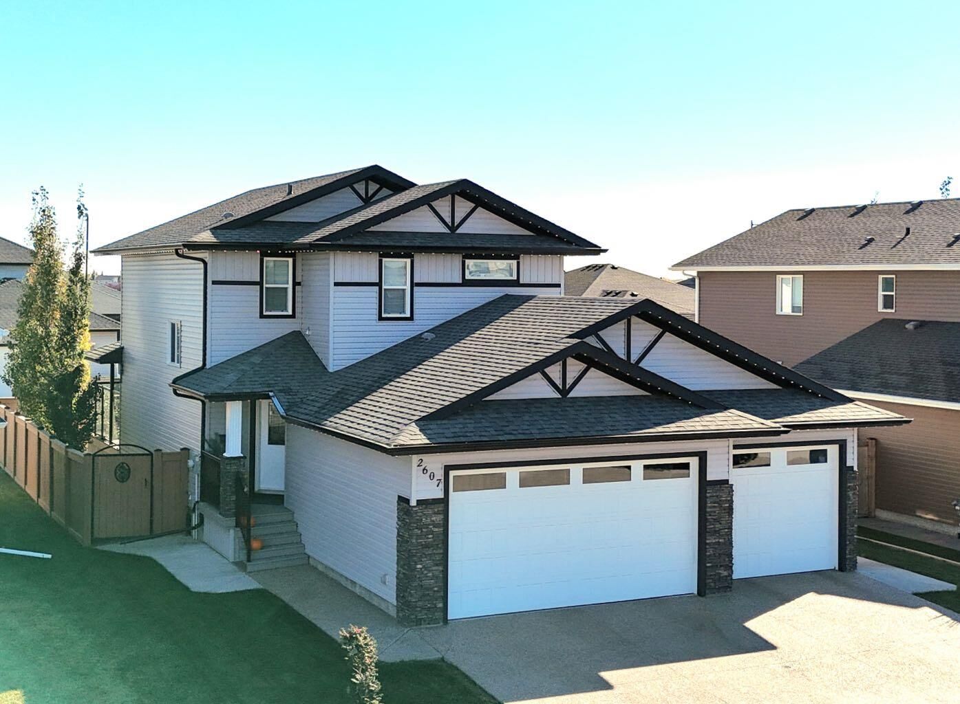 Property Photo: 2607 63 Street AB T4V 5J6