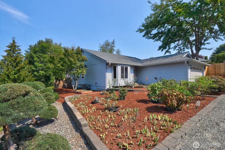25921  201st Court SE  Covington WA 98042 photo