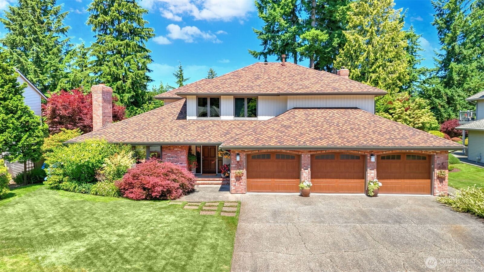 Property Photo:  15628 SE 160th Place  WA 98058 