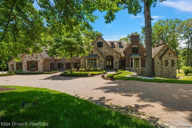 7420 Inner Circle Drive  Bloomfield Twp MI 48301 photo