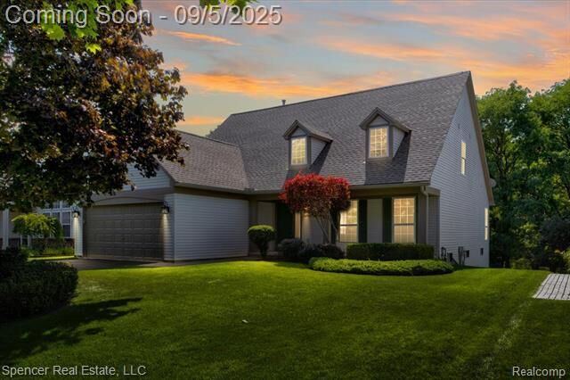 Property Photo:  1245 Woodbriar Drive  MI 48371 