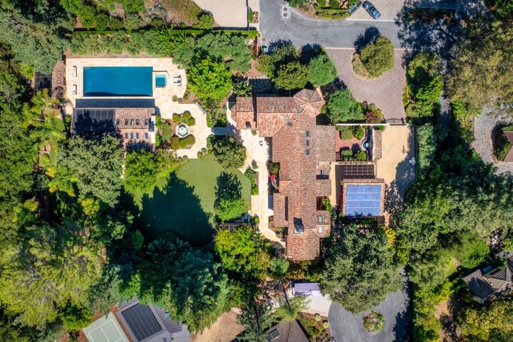 Property Photo: 995 Matadero Avenue CA 94306