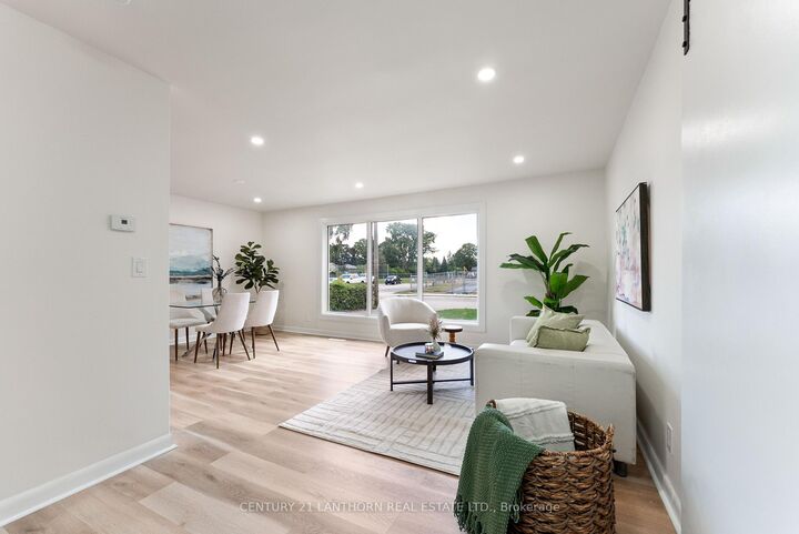 Property Photo:  94 Rollins Drive  ON K8N 4J5 