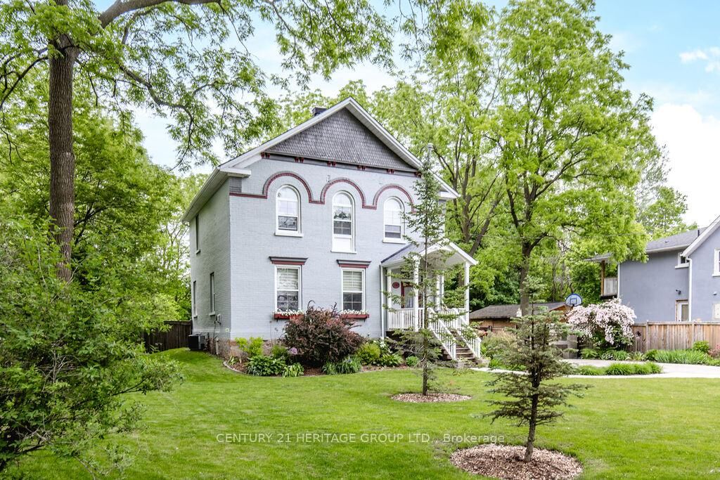 Property Photo:  157 Centre Street N  ON L0G 1A0 