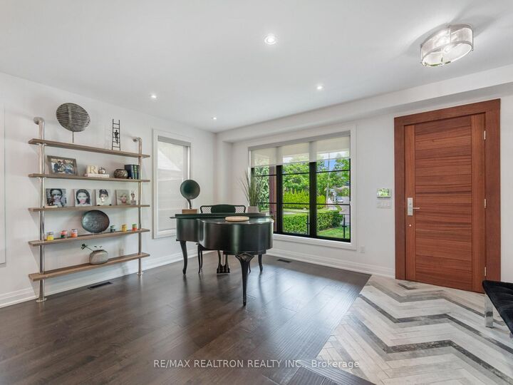Property Photo: 41 Invermay Avenue ON M3H 1Z1