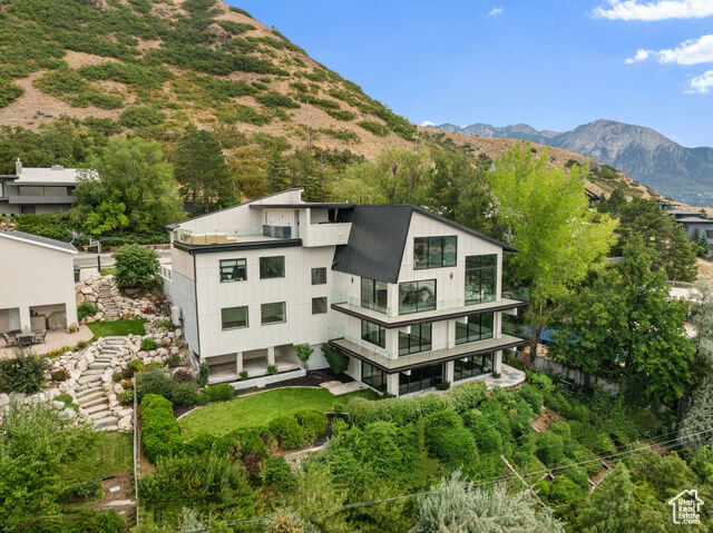 Property Photo:  2244 S Lakeline Cir  UT 84109