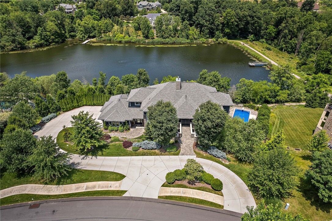 Property Photo: 535 Macleod Drive PA 15044