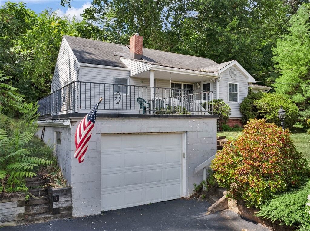 Property Photo:  304 Sharon Grange Road  PA 15001 