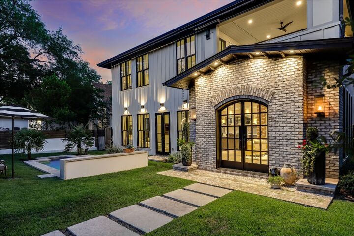 901 Wayside Drive 1  Austin TX 78703 photo