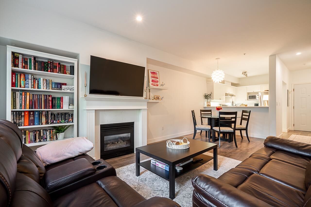 Property Photo:  1630 154 Street 102  BC V4A 9T3 