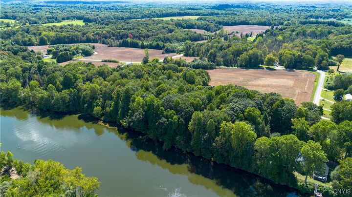 Property Photo: 36 Whitewood Tract NY 13135