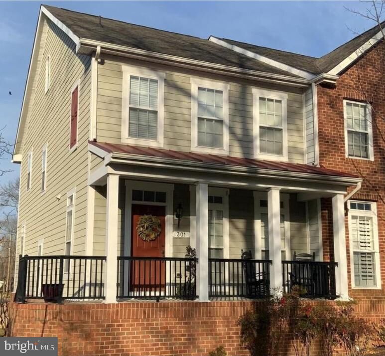 Property Photo: 300 Dixon Street 301 MD 21601