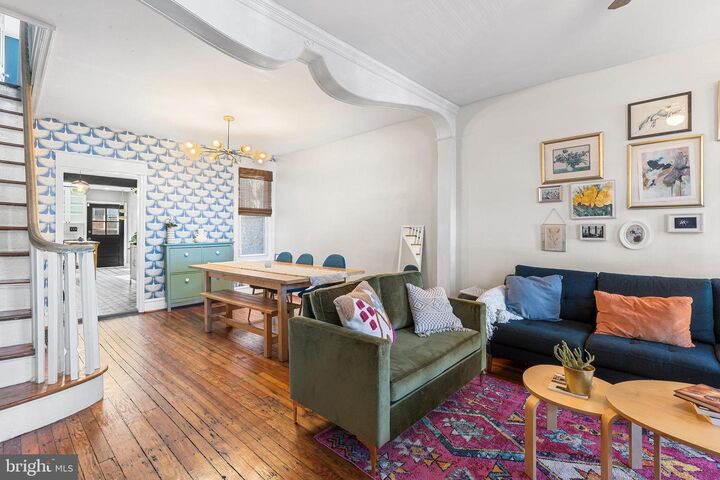 Property Photo:  424 Jackson Street  PA 19148 