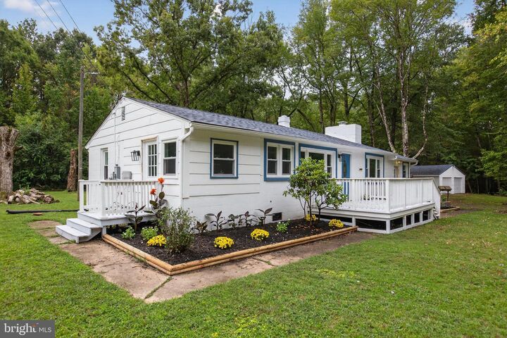 Property Photo:  2895 Pomona Road  VA 22443 