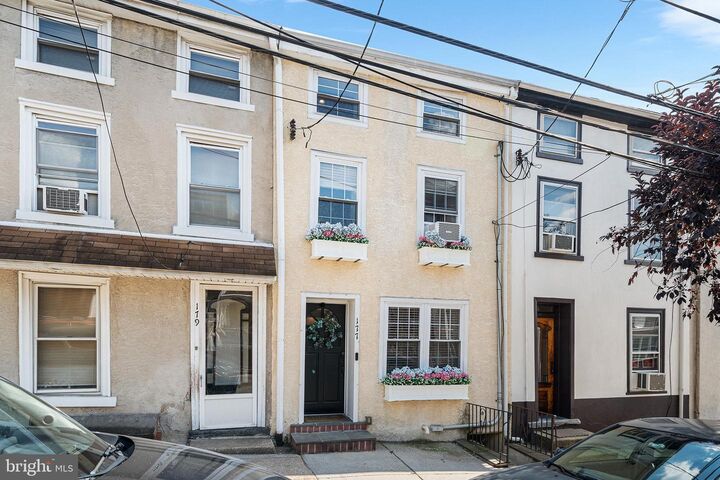 177 Levering Street  Philadelphia PA 19127 photo