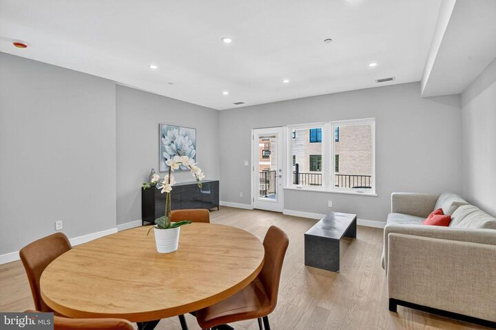 Property Photo:  3303 Sherman Avenue NW B  DC 20010 