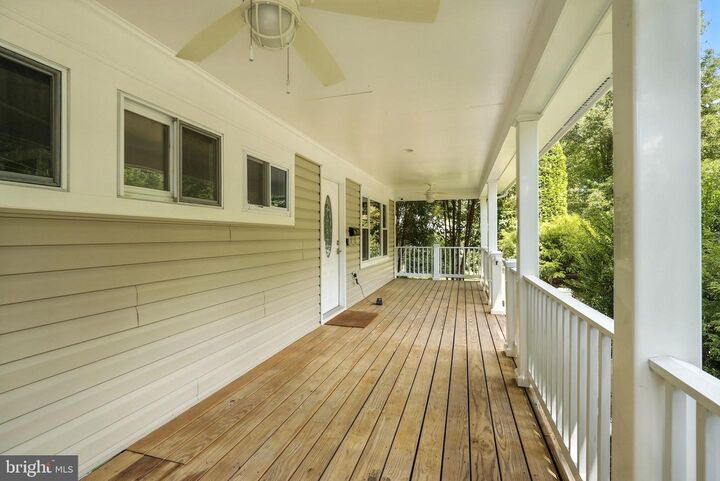 Property Photo: 6600 Berkshire Drive VA 22310