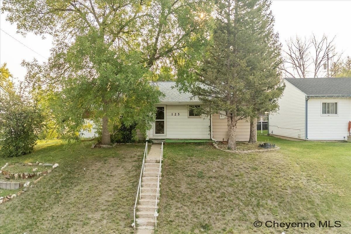 Property Photo:  125 King Ct  WY 82007 