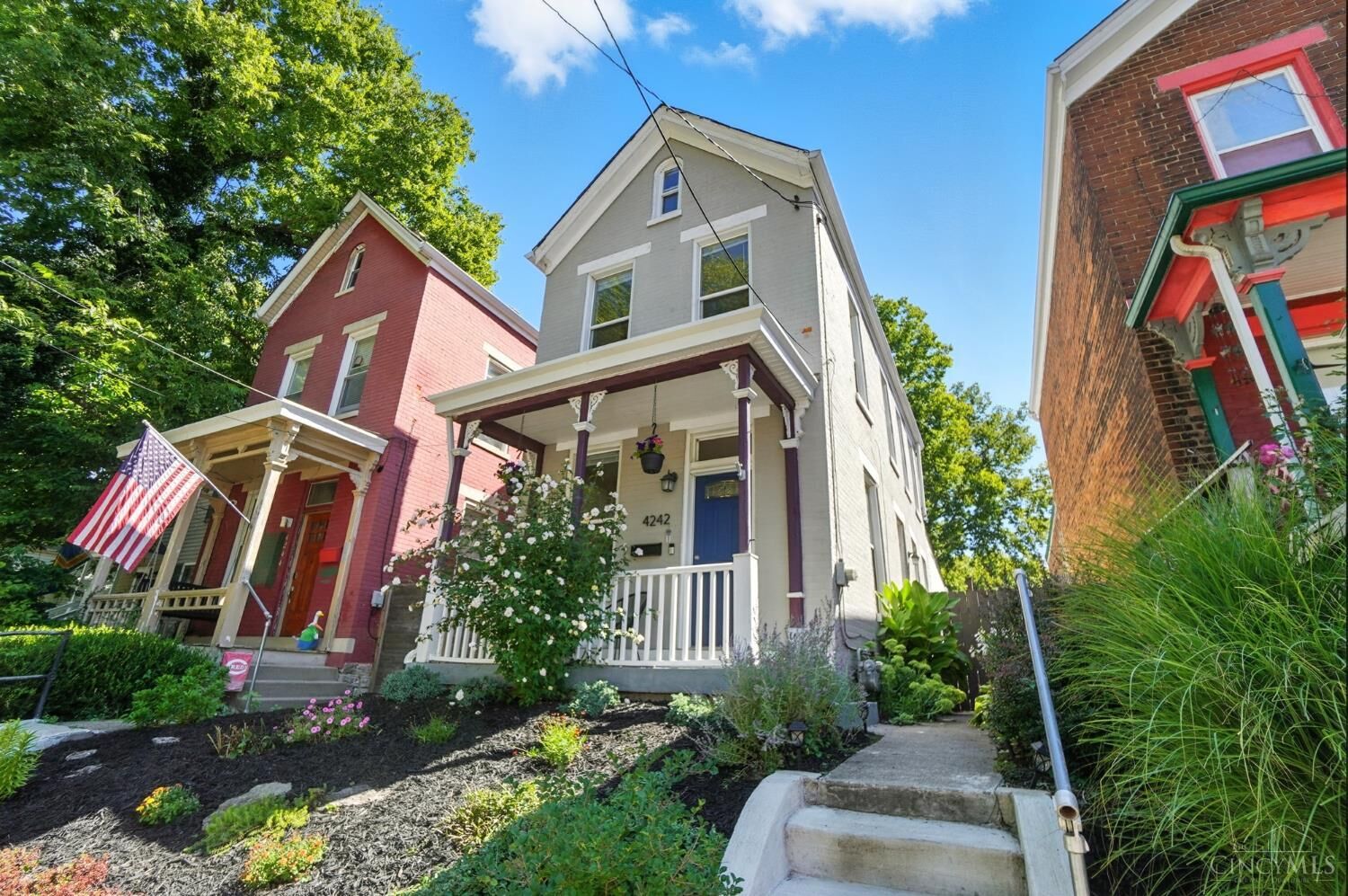 Property Photo: 4242 Williamson Place OH 45223