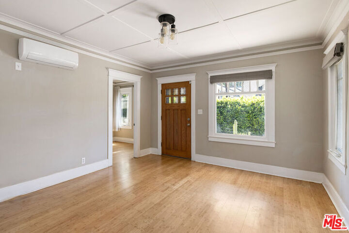Property Photo:  1327 Portia St  CA 90026 