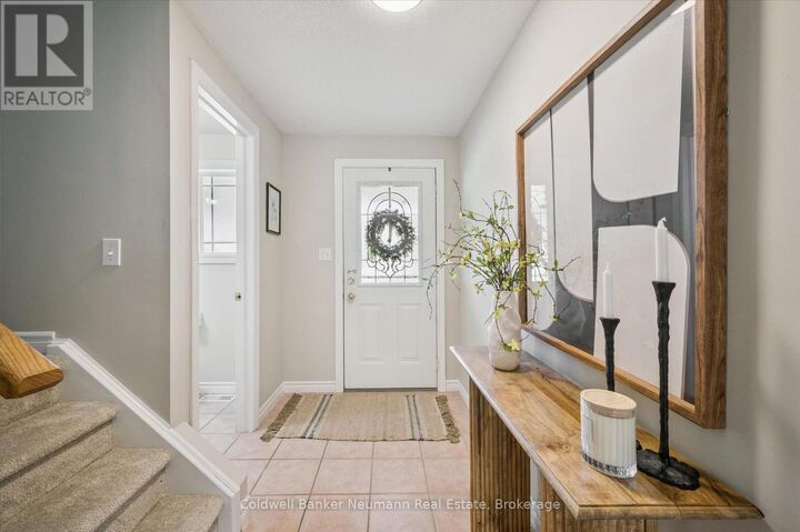 Property Photo:  50 Jordan Drive  ON N3C 4E2 