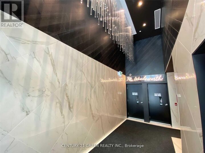 Property Photo: 458 Richmond Street West 204 ON M5V 1V1