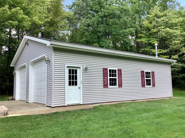 Property Photo: 13251 Kline Road PA 16412
