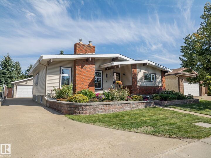 2445 89 Street NW  Edmonton AB T6K 2Y8 photo