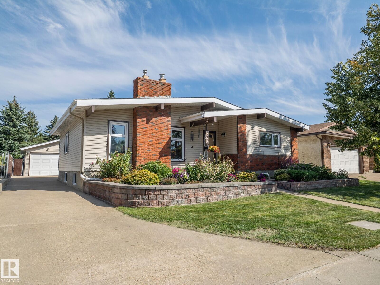 Property Photo: 2445 89 Street NW AB T6K 2Y8