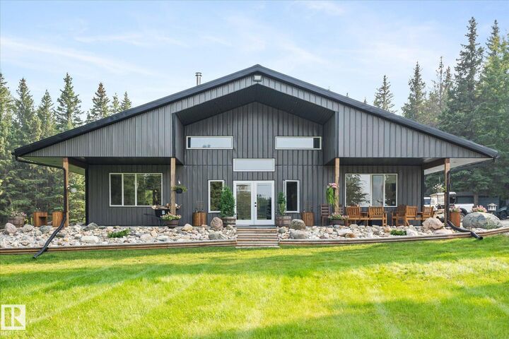 54205 Rge Rd 20  Rural Lac Ste. Anne County AB T0E 1V0 photo