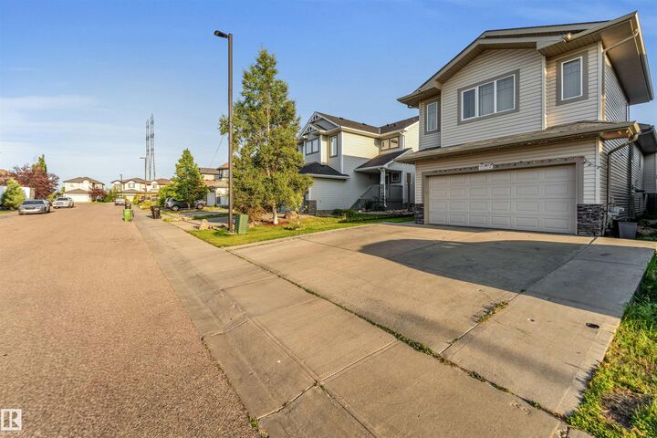 Property Photo: 3015 24 Avenue NW AB T6T 0G7