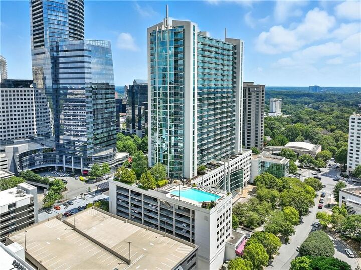 Property Photo: 3324 Peachtree Road 1712 GA 30326