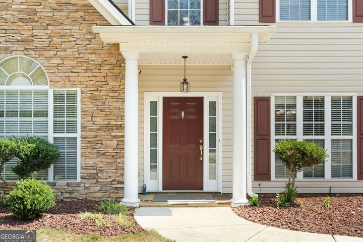 Property Photo:  165 Blackjack Court  GA 30215 