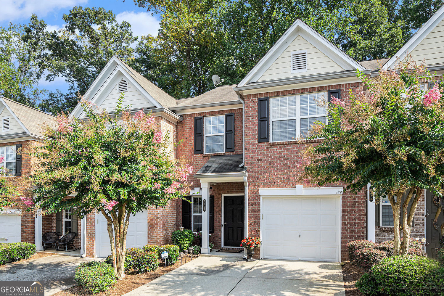 Property Photo: 3836 Pleasant Oaks Drive GA 30044