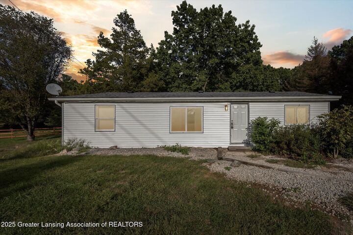 9991 W Stoll Road  Haslett MI 48840 photo