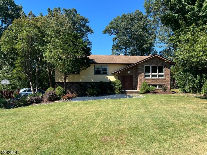 3 Toby Ter  Montville Twp. NJ 07082 photo