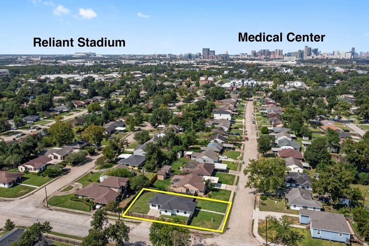 Property Photo: 3734 Florinda Street TX 77021