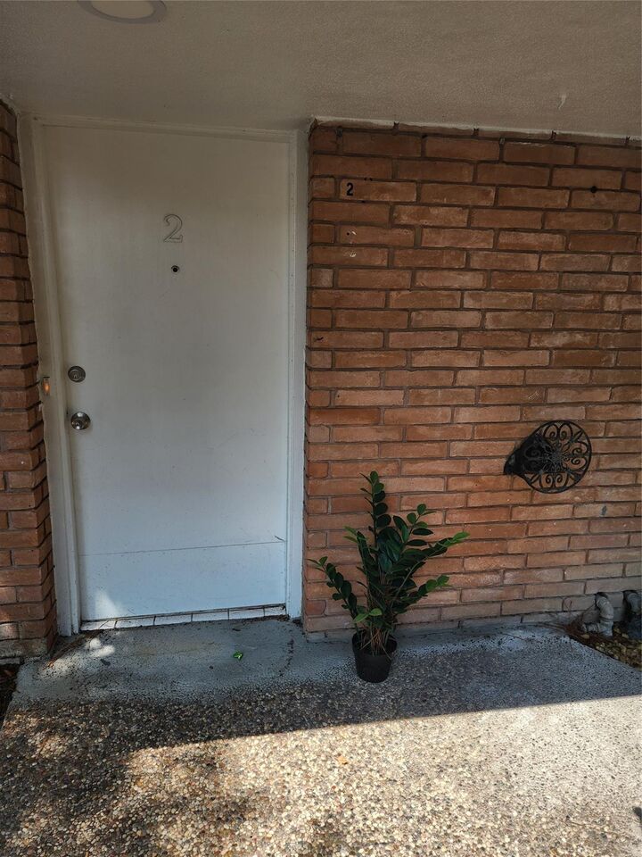 Property Photo:  513 S Post Oak Lane 2101  TX 77056 