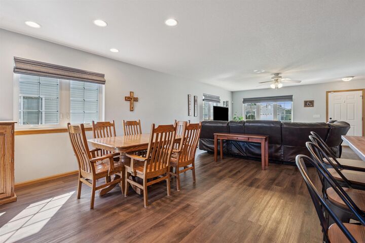 Property Photo:  1514 Robertson Road  IA 50677 